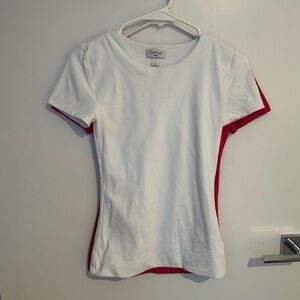 white aritzia contour tshirt